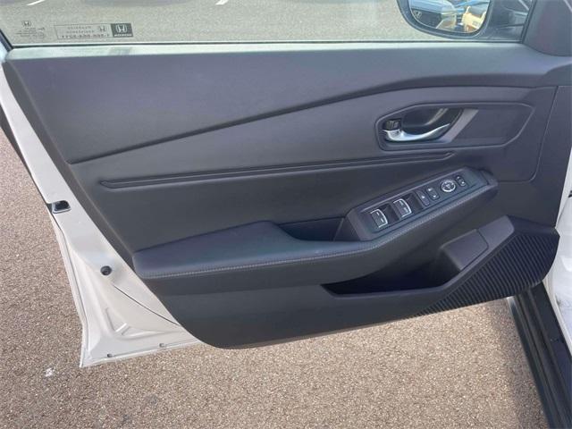Photo of 2025 Platinum White Pearl Honda Accord Hybrid
