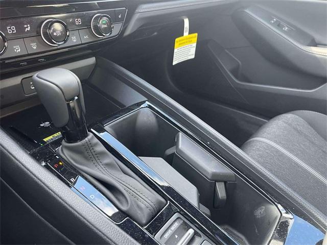 Photo of 2025 Platinum White Pearl Honda Accord Hybrid