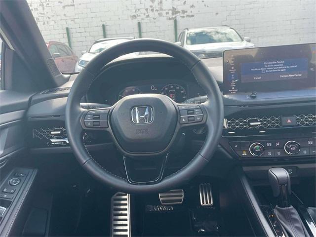 Photo of 2025 Platinum White Pearl Honda Accord Hybrid