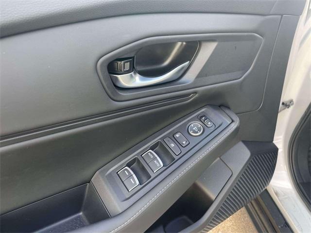 Photo of 2025 Platinum White Pearl Honda Accord Hybrid