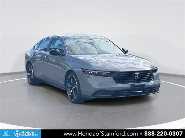 Photo of 2025 Urban Gray Pearl Honda Accord Hybrid