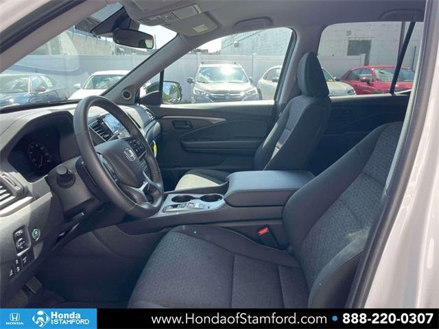 Photo of 2025 Platinum White Pearl Honda Ridgeline