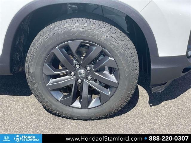 Photo of 2025 Platinum White Pearl Honda Ridgeline