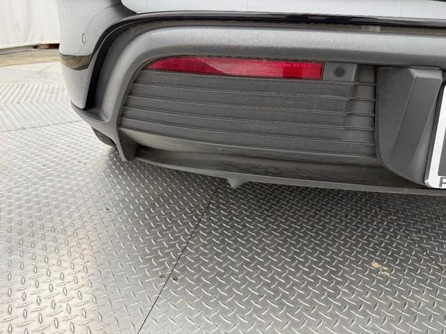 Photo of 2023 Jet Black Metallic Porsche Taycan