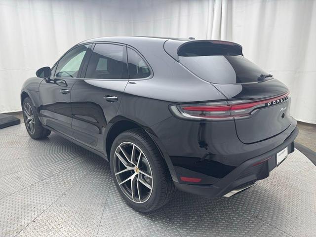 Photo of 2025 Black Porsche Macan