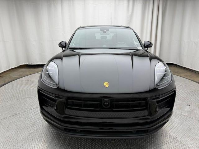 Photo of 2025 Black Porsche Macan