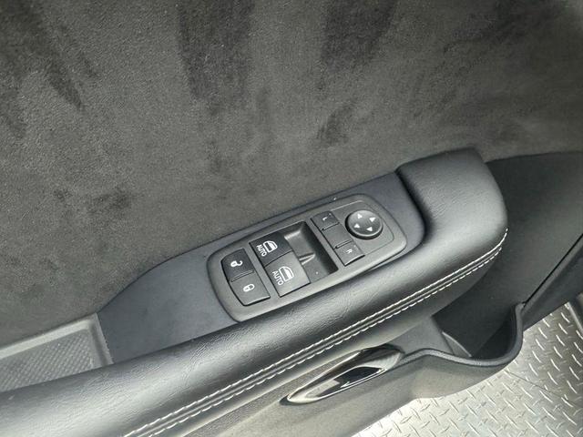 Photo of 2023 Pitch Black Clearcoat Dodge Challenger