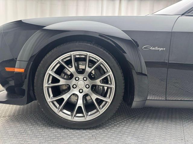 Photo of 2023 Pitch Black Clearcoat Dodge Challenger