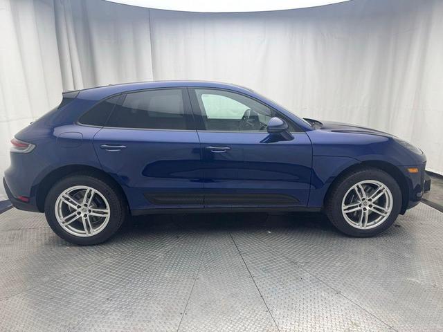 Photo of 2025 Blue Metallic Porsche Macan