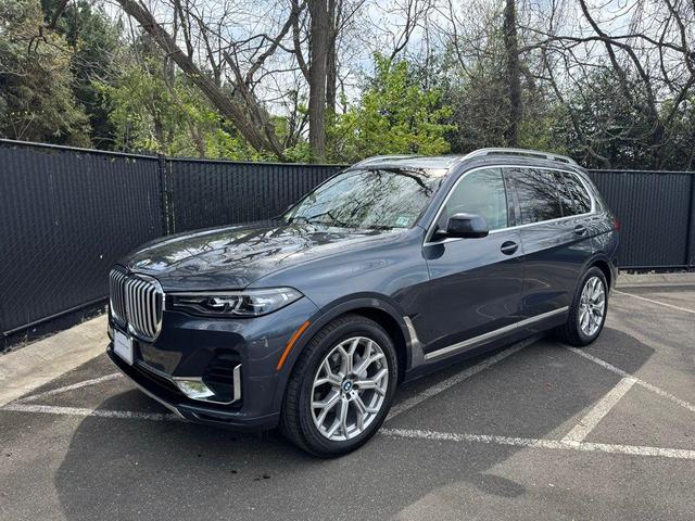 2022 BMW X7