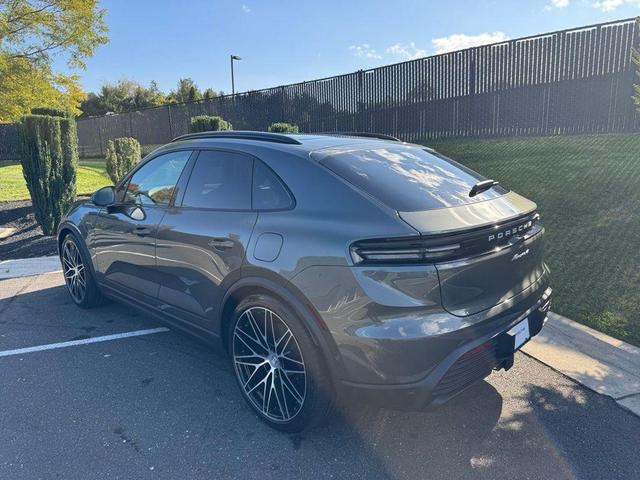 Photo of 2024 Green Porsche Macan Electric