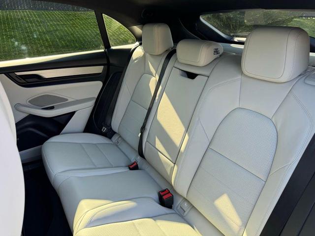 Photo of 2024 Green Porsche Macan Electric