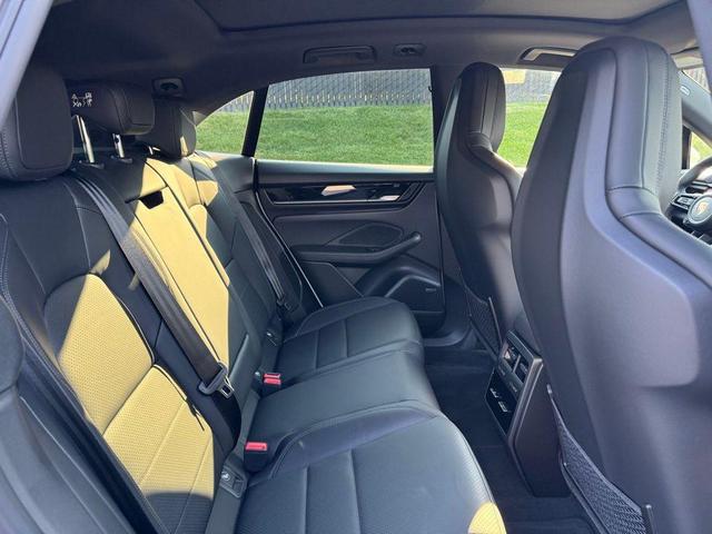 Photo of 2024 White Porsche Macan Electric