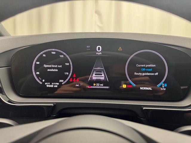 Photo of 2024 White Porsche Cayenne