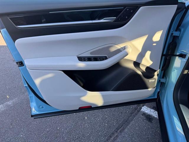 Photo of 2024 Blue Porsche Macan Electric