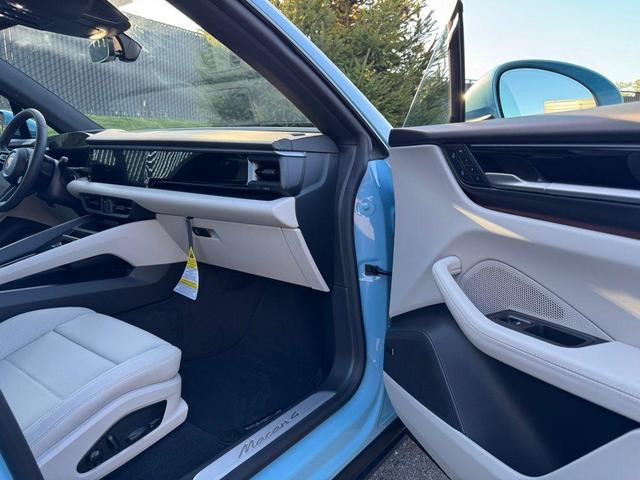 Photo of 2024 Blue Porsche Macan Electric
