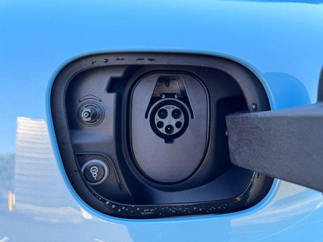 Photo of 2024 Blue Porsche Macan Electric