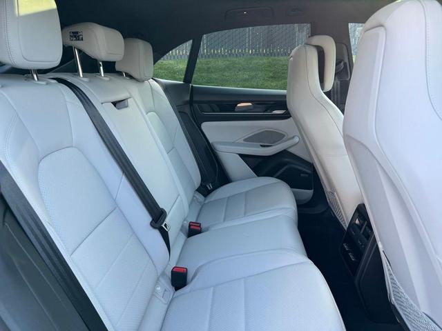 Photo of 2024 Blue Porsche Macan Electric