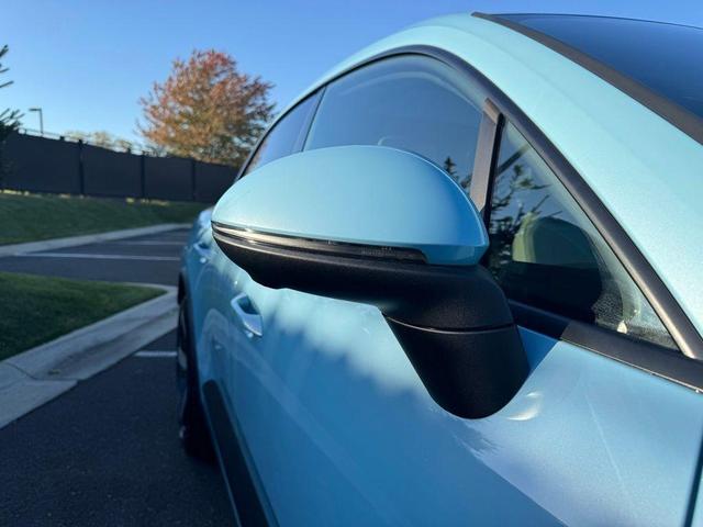 Photo of 2024 Blue Porsche Macan Electric