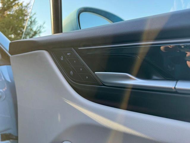 Photo of 2024 Blue Porsche Macan Electric