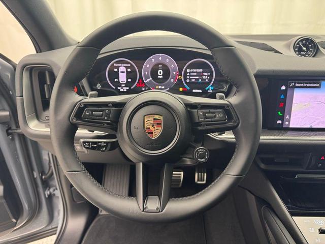 Photo of 2025 Arctic Grey Porsche Cayenne
