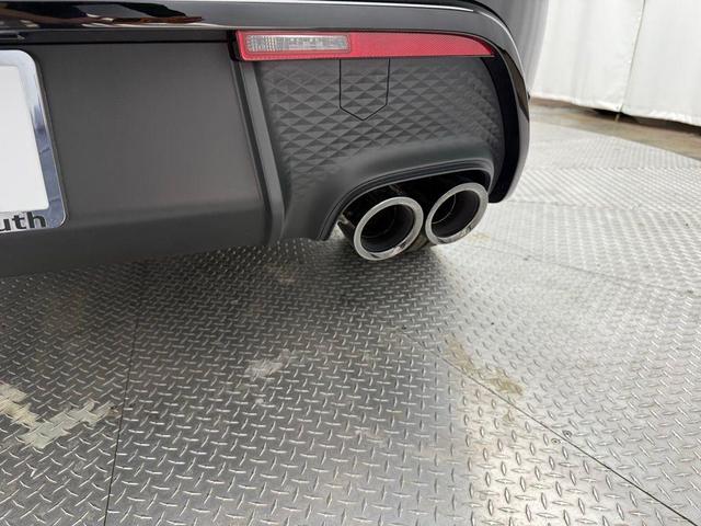 Photo of 2025 Black Porsche Macan