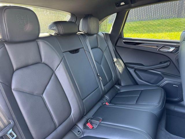 Photo of 2025 White Porsche Macan