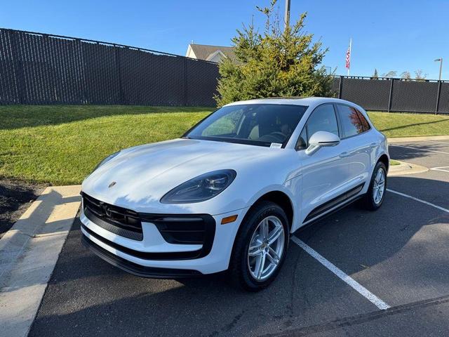 Photo of 2025 White Porsche Macan