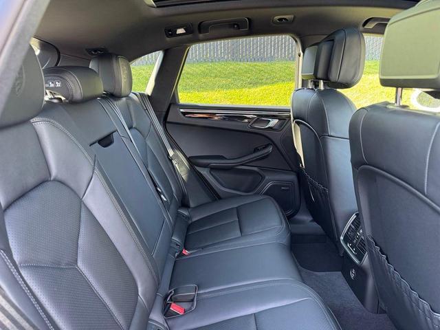 Photo of 2025 White Porsche Macan