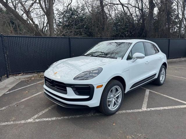 Photo of 2025 White Porsche Macan