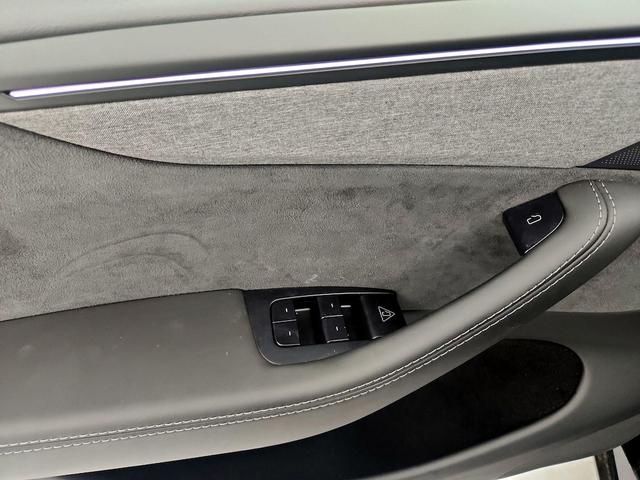Photo of 2026 Black Tesla Model Y