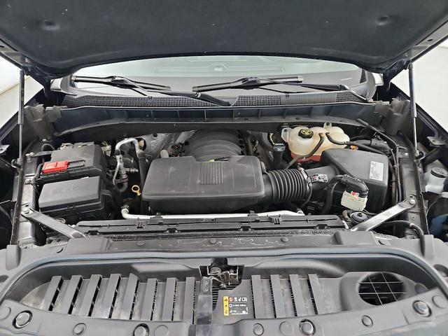 Photo of 2019 Black Chevrolet Silverado 1500