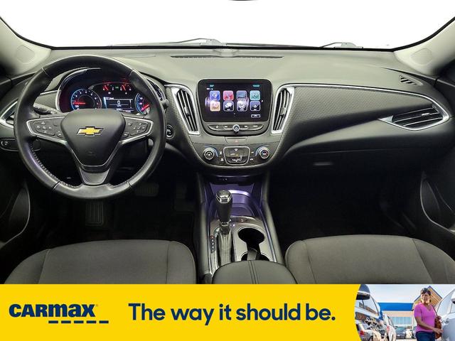 Photo of 2018 Silver Chevrolet Malibu