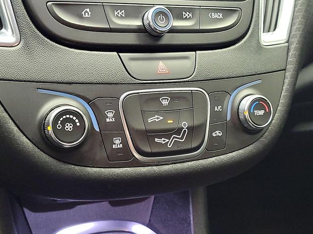 Photo of 2018 Silver Chevrolet Malibu