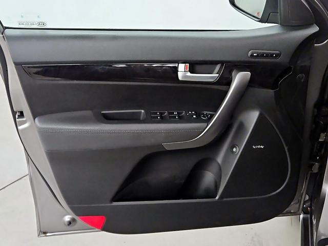 Photo of 2015 Gray Kia Sorento