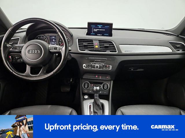 Photo of 2017 Gray Audi Q3