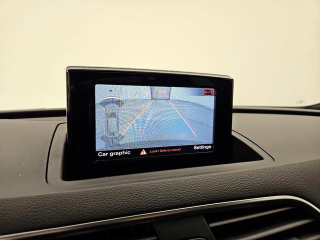 Photo of 2017 Gray Audi Q3