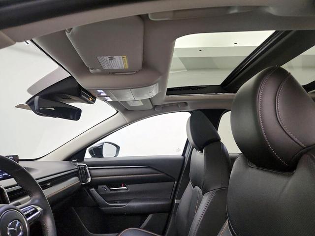 Photo of 2024 Gray Mazda CX-50