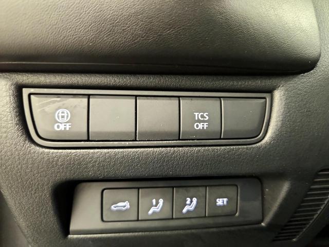 Photo of 2024 Gray Mazda CX-50