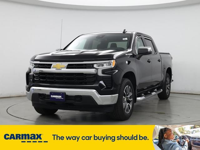 Photo of 2022 Black Chevrolet Silverado 1500