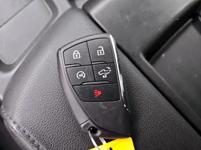 Photo of 2022 Black Chevrolet Silverado 1500