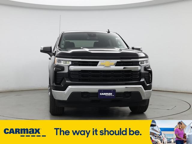 Photo of 2022 Black Chevrolet Silverado 1500