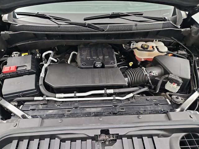 Photo of 2022 Black Chevrolet Silverado 1500