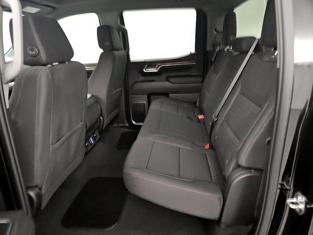 Photo of 2022 Black Chevrolet Silverado 1500