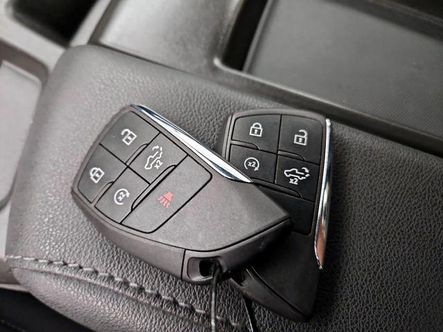 Photo of 2023 Blue Chevrolet Silverado 1500