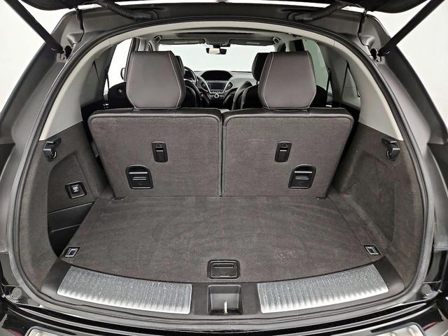 Photo of 2017 Black Acura MDX