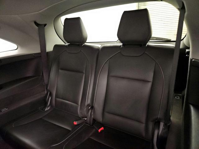 Photo of 2017 Black Acura MDX
