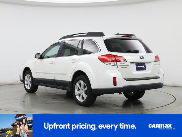 Photo of 2014 White Subaru Outback
