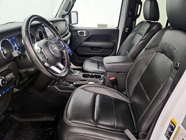 Photo of 2022 White Jeep Wrangler Unlimited 4xe
