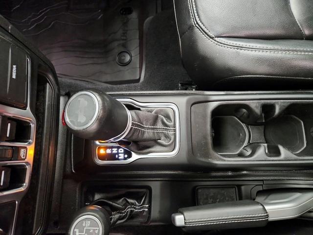 Photo of 2022 White Jeep Wrangler Unlimited 4xe